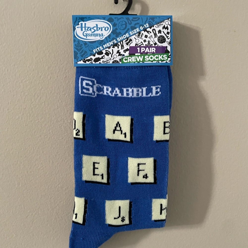 Hasbro Gaming Scrabble Blue Crew Socks